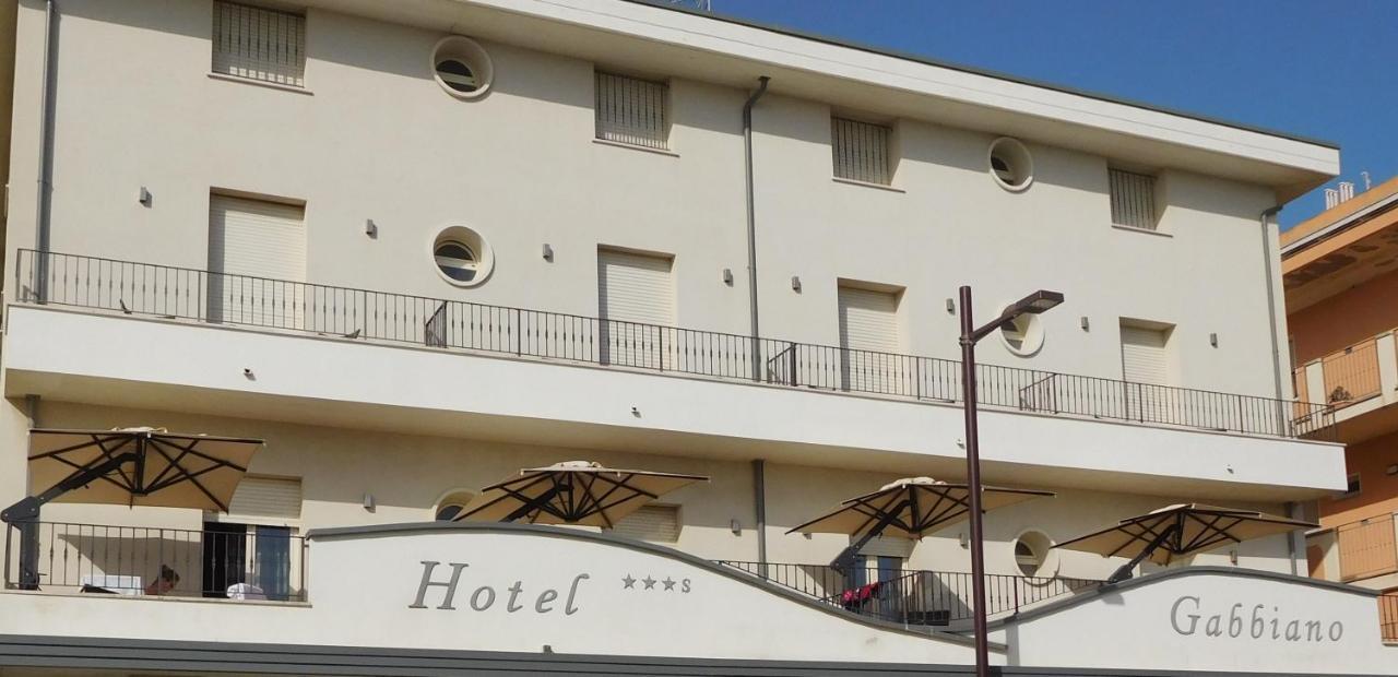 Hotel Gabbiano Rimini Esterno foto