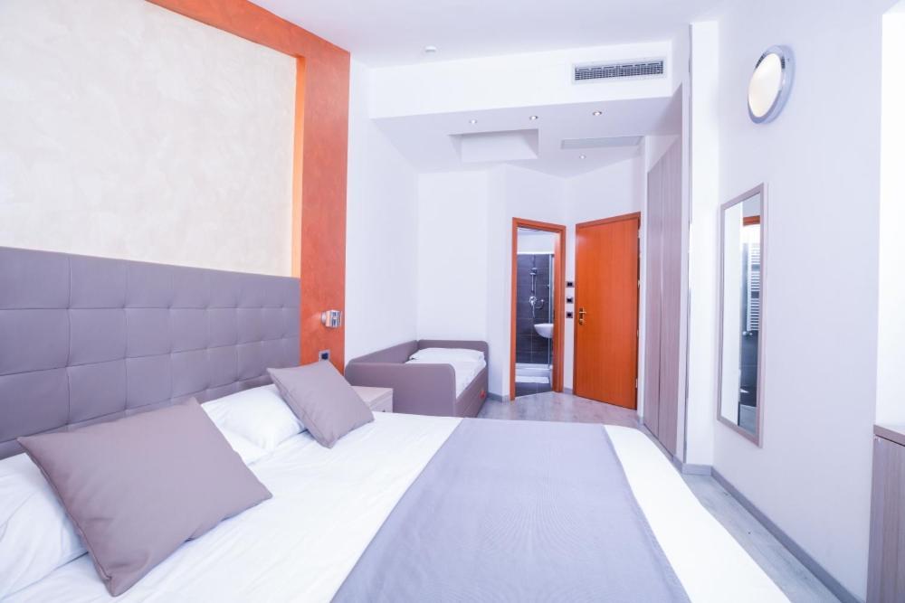 Hotel Gabbiano Rimini Esterno foto