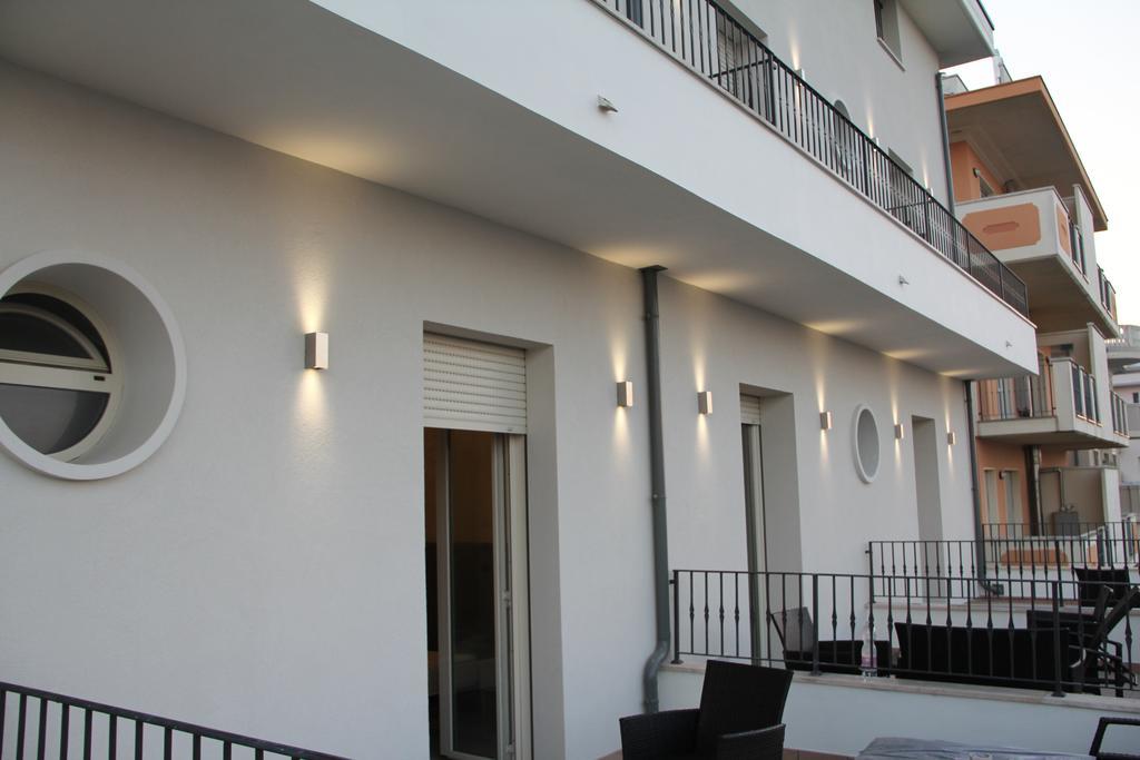 Hotel Gabbiano Rimini Esterno foto
