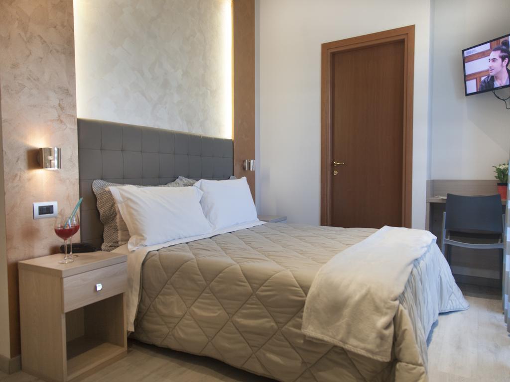 Hotel Gabbiano Rimini Esterno foto