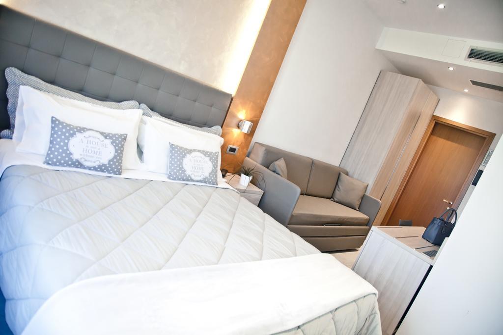 Hotel Gabbiano Rimini Esterno foto